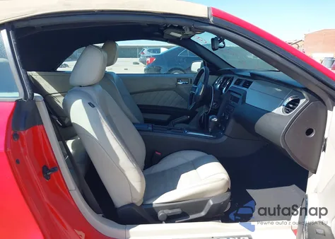 2010 Ford Mustang V6/V6 Premium из США, поврежденный, VIN 1ZVBP8EN3A5142416